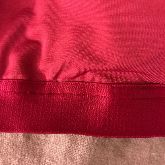 BNWOT Puma Performance Sports Bra - Picture 5 of 5